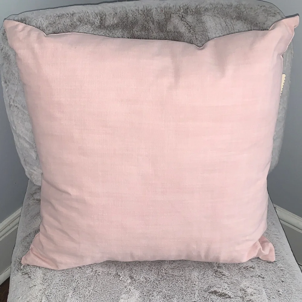 🆕- Oversized Throw Pillows with Chocolate Martini Garnish Set Of 2️⃣